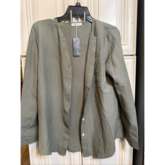 NWT Ekouaer Women's Textured Long Sleeve Button-Up Shirt Sage Green Size Small - Picture 4 of 9